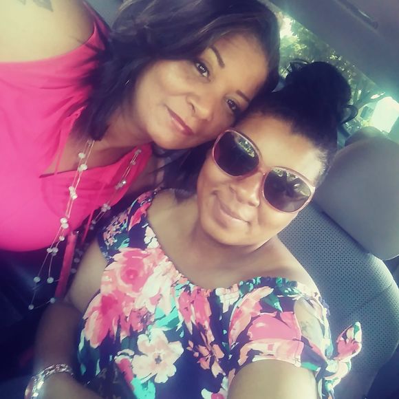 Meet your Posher, Nikki - Picture 1 of 1